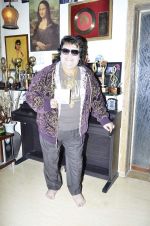 Bappi Lahiri launches Ramji Saturday Night album in Juhu, Mumbai on 28th July 2013 (56).JPG